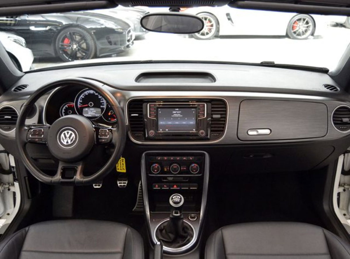 Volkswagen Maggiolino Cabrio 1.2 TSI Design (5)