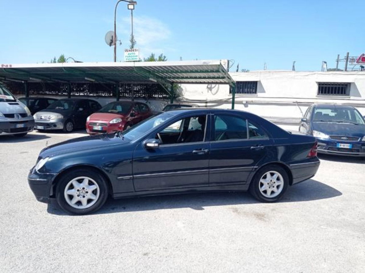 Mercedes-Benz Classe C 220 CDI Avantg. (2)