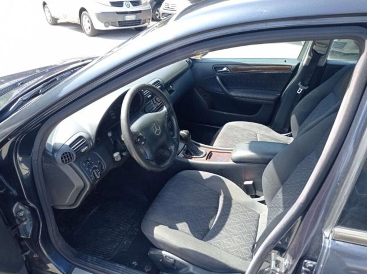 Mercedes-Benz Classe C 220 CDI Avantg. (5)