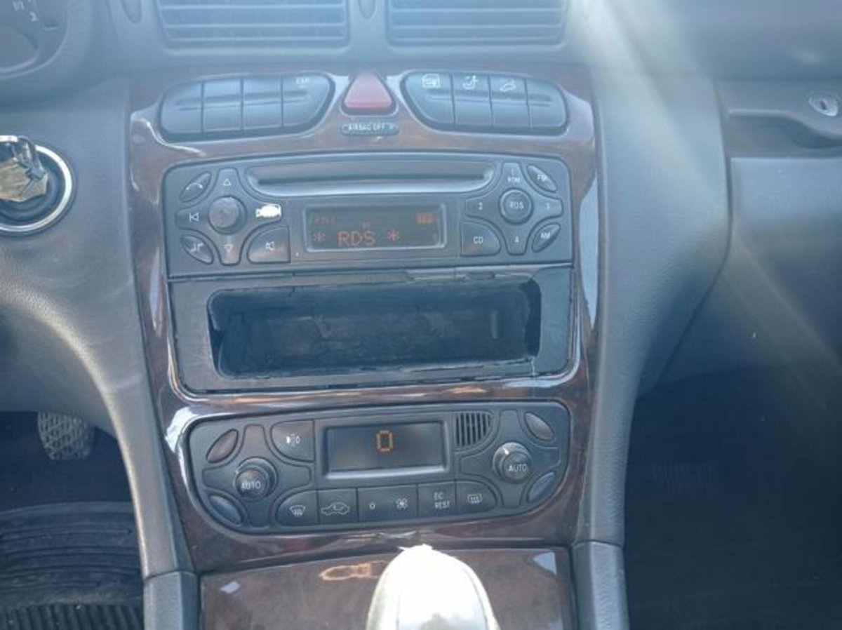 Mercedes-Benz Classe C 220 CDI Avantg. (8)