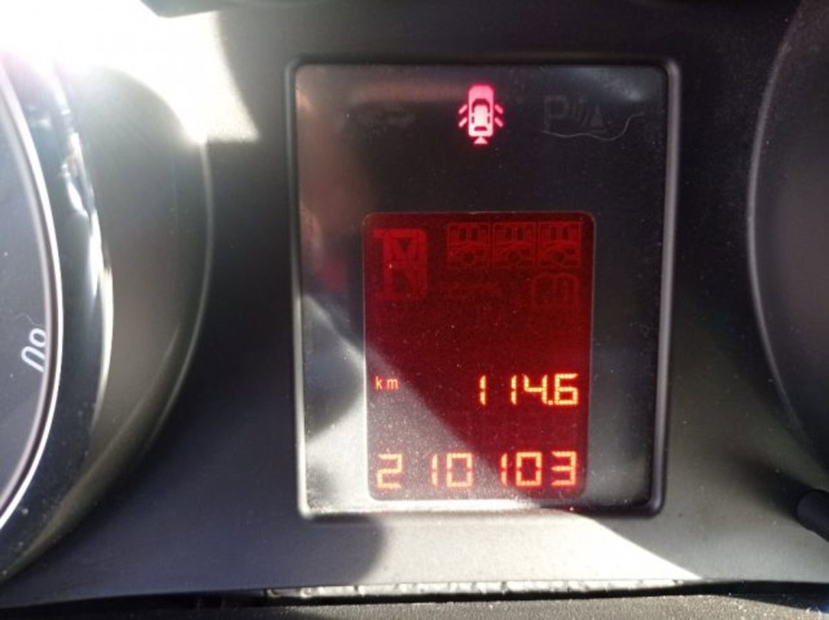 Opel Meriva 1.4 100CV Cosmo (10)