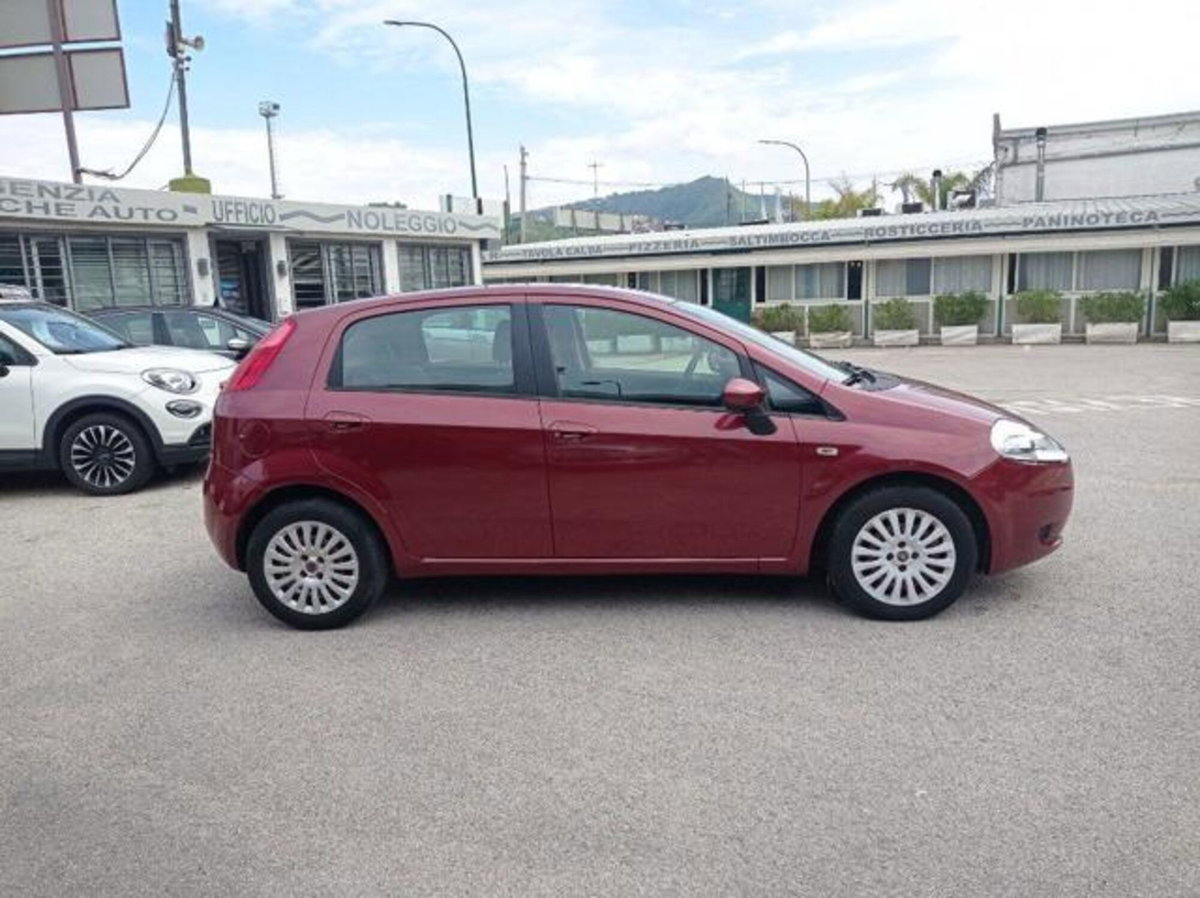 Fiat Grande Punto 1.3 MJT 75 CV 5 porte Dynamic (2)