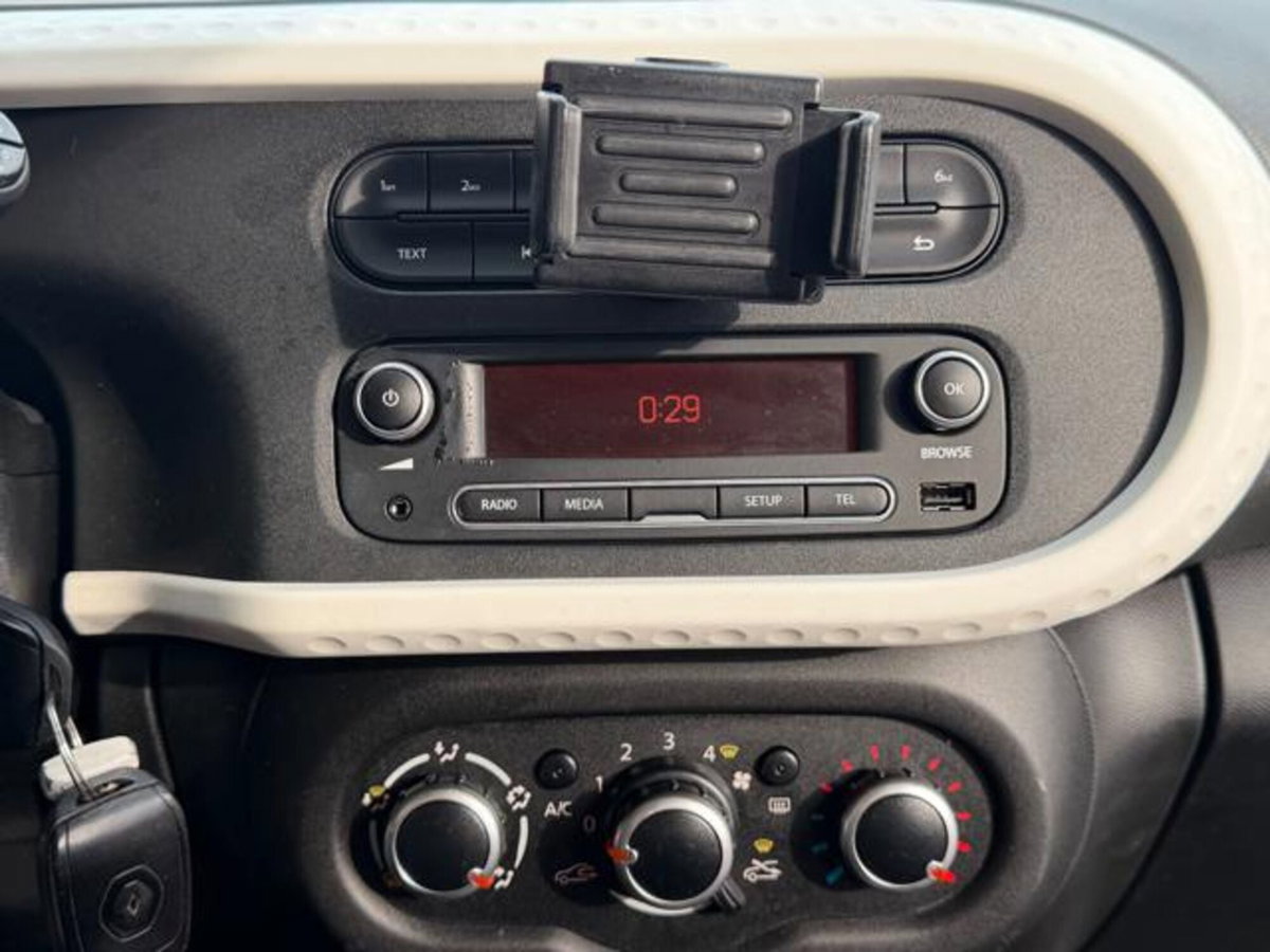 Renault Twingo SCe Zen (11)