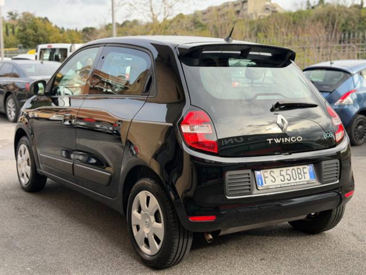 Renault Twingo SCe Zen (4)