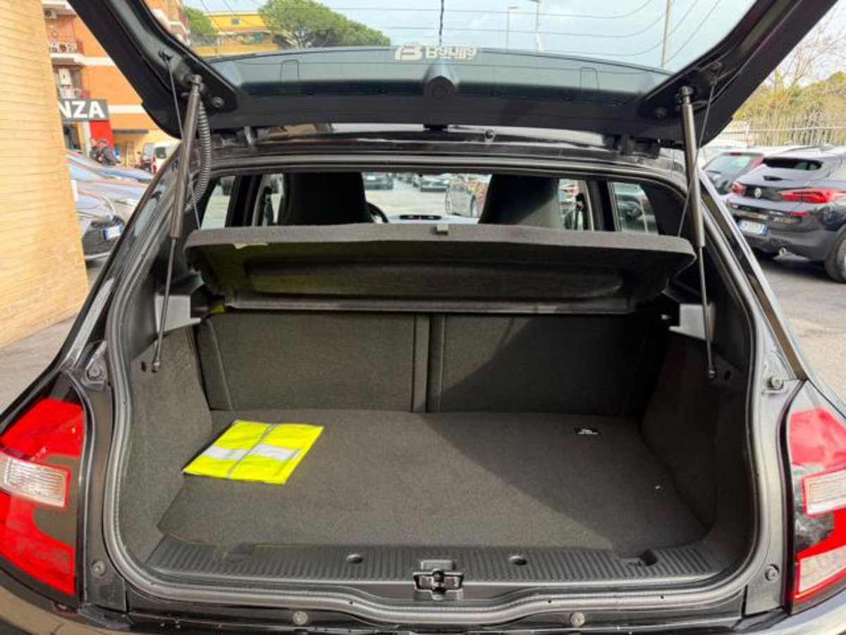 Renault Twingo SCe Zen (7)