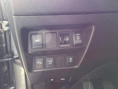 Nissan Qashqai 1.6 dCi 4WD N-Connecta (14)