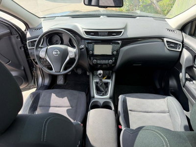 Nissan Qashqai 1.6 dCi 4WD N-Connecta (9)
