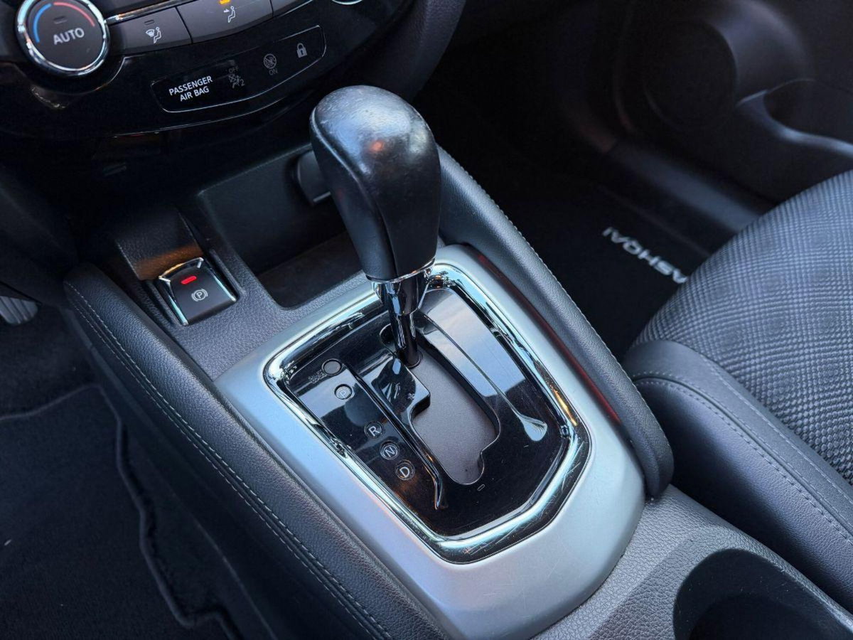 Nissan Qashqai 1.6 dCi 2WD Tekna (17)