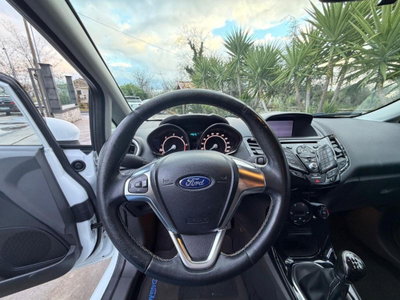 Ford Fiesta 1.5 TDCi 75CV 5 porte Titanium (12)