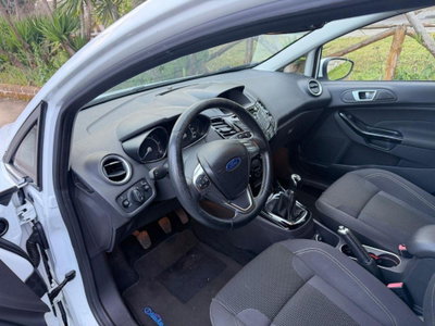 Ford Fiesta 1.5 TDCi 75CV 5 porte Titanium (8)