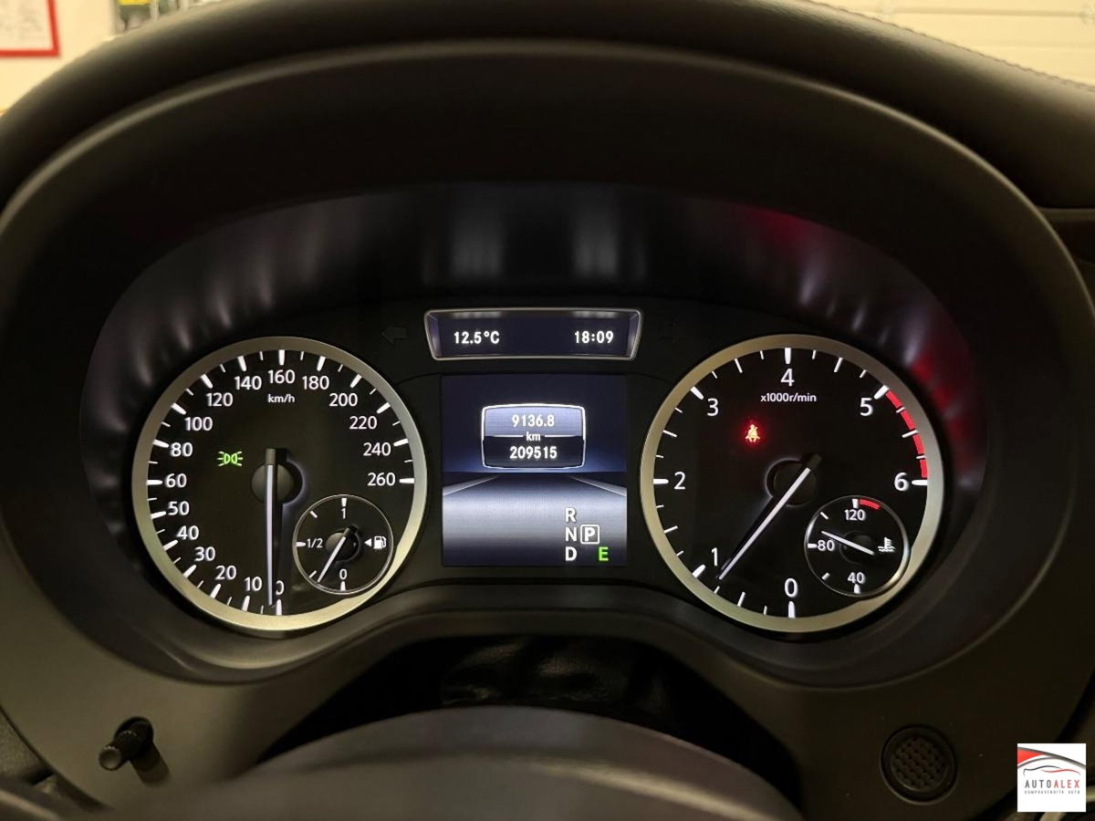 Infiniti QX30 2.2 diesel DCT AWD Premium Tech (19)