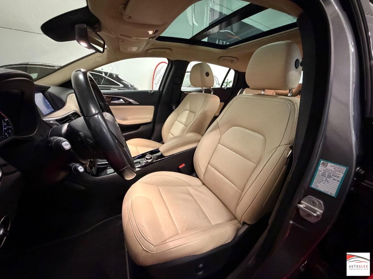 Infiniti QX30 2.2 diesel DCT AWD Premium Tech (9)