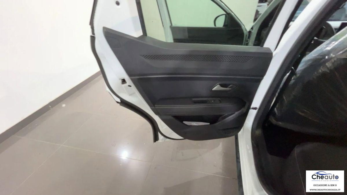 Dacia Duster 1.0 Eco-G Journey 100cv (6)