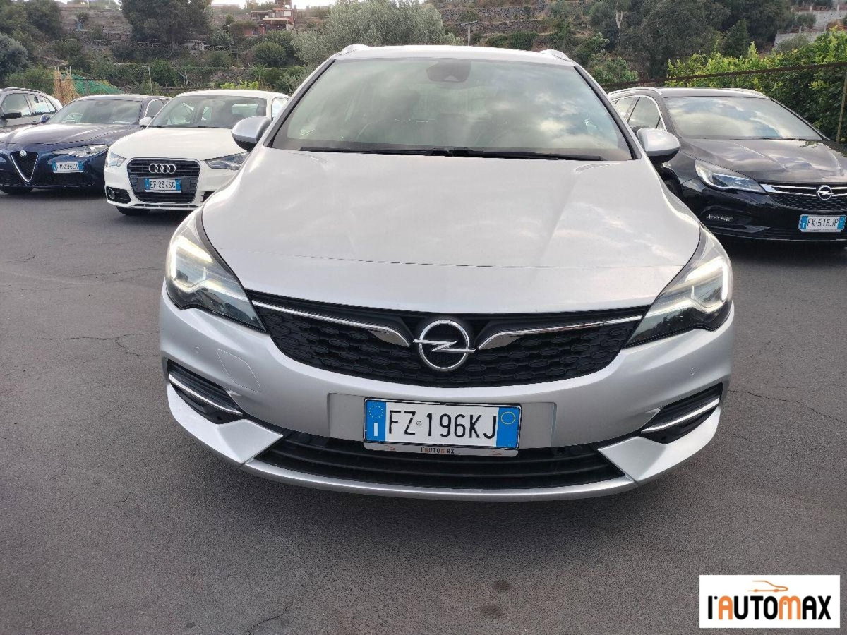 Opel Astra Station Wagon 1.5 CDTI 122 CV S&S AT9 Sports Business Eleg. (2)