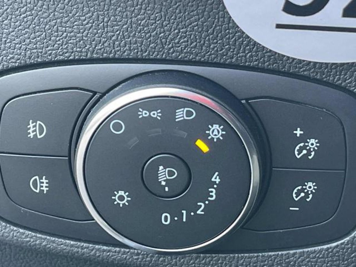 Ford Focus 1.5 EcoBlue 115 CV automatico 5p. ST-Line Style (19)