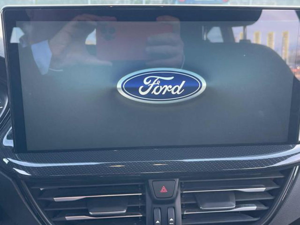 Ford Focus 1.5 EcoBlue 115 CV automatico 5p. ST-Line Style (9)