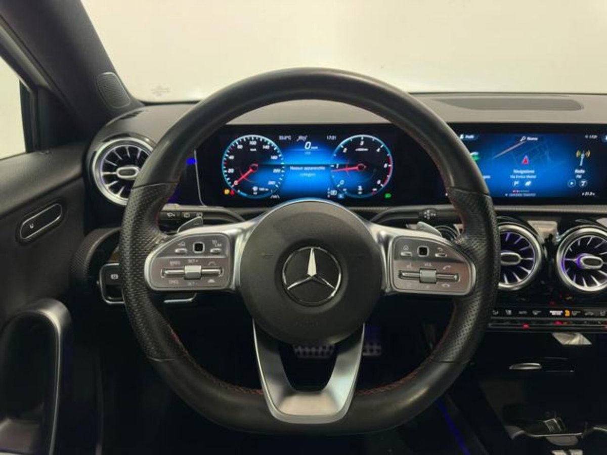 Mercedes-Benz Classe A 200 d AMG Line Premium Plus auto (8)