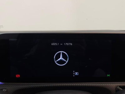Mercedes-Benz Classe A 200 d AMG Line Premium Plus auto (9)