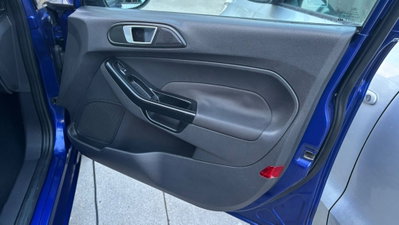 Ford Fiesta Plus 1.5 TDCi 75CV 5 porte (12)