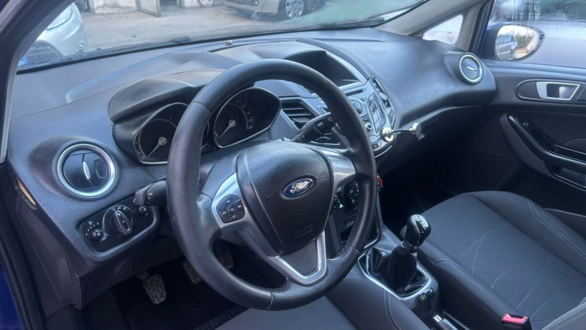 Ford Fiesta Plus 1.5 TDCi 75CV 5 porte (3)
