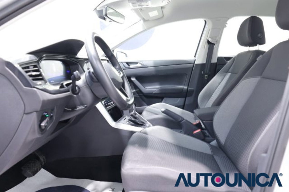 Volkswagen Polo 1.0 tsi Life 95cv dsg (20)