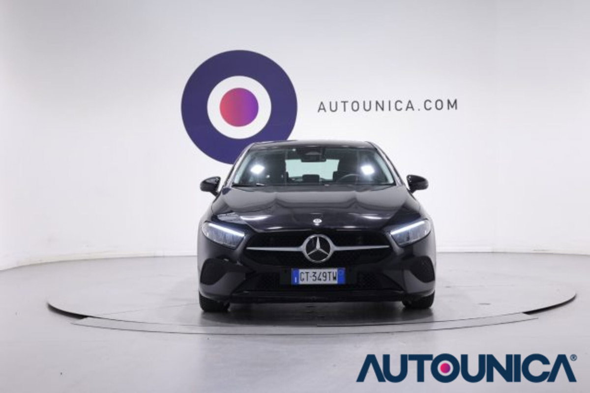 Mercedes-Benz Classe A Sedan 180 d Automatic 4p. Executive (2)