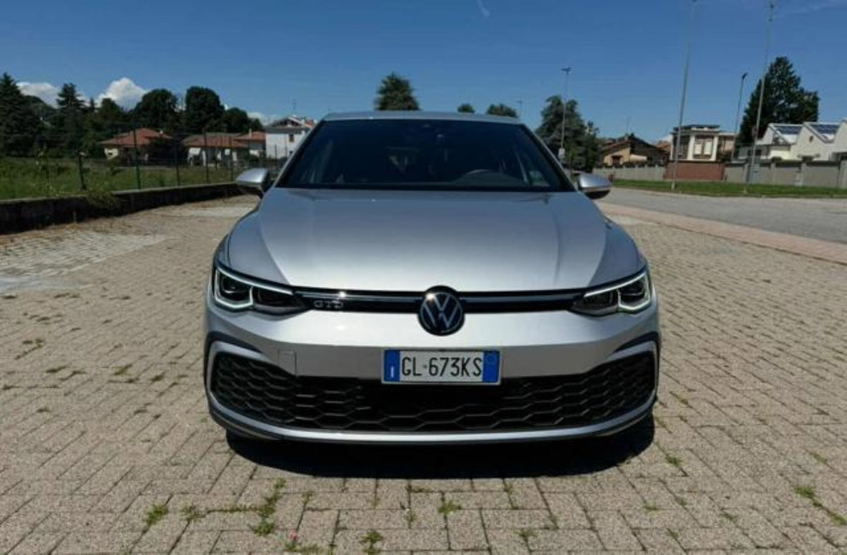 Volkswagen Golf 2.0 TDI GTD DSG (2)