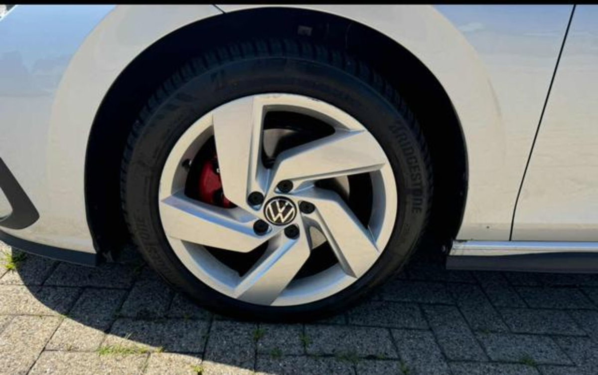 Volkswagen Golf 2.0 TDI GTD DSG (4)