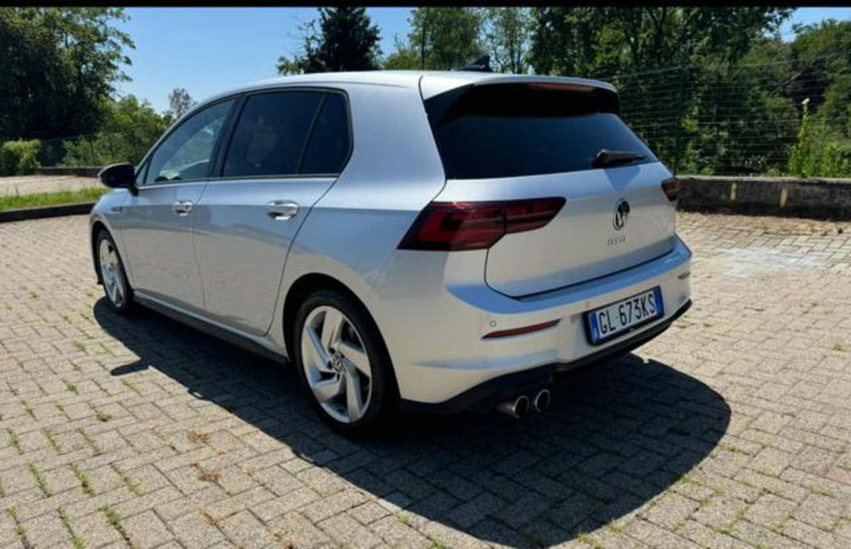 Volkswagen Golf 2.0 TDI GTD DSG (8)