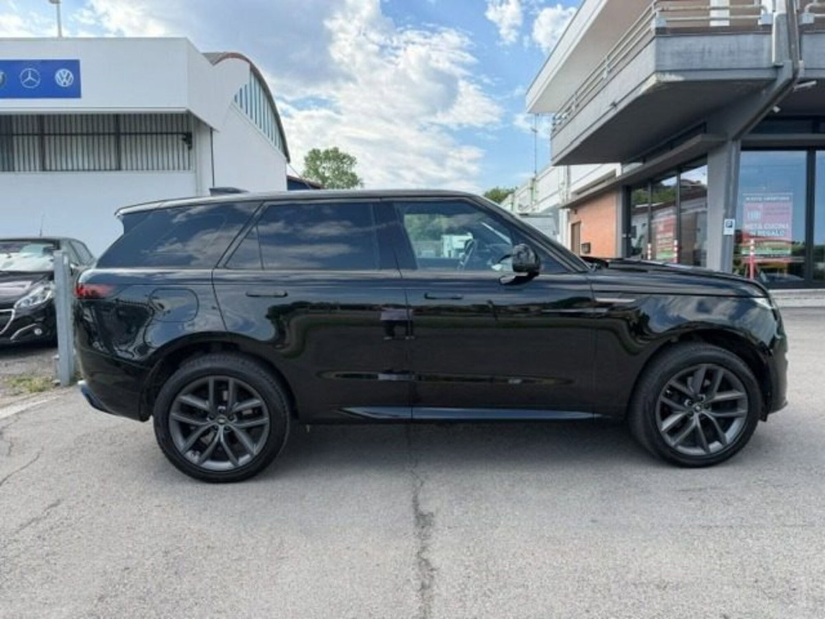 Land Rover Range Rover Sport 3.0D l6 350 CV HSE Dynamic Stealth (3)