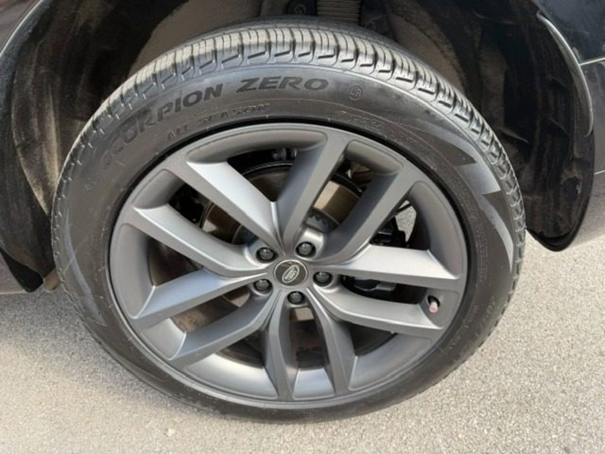 Land Rover Range Rover Sport 3.0D l6 350 CV HSE Dynamic Stealth (9)