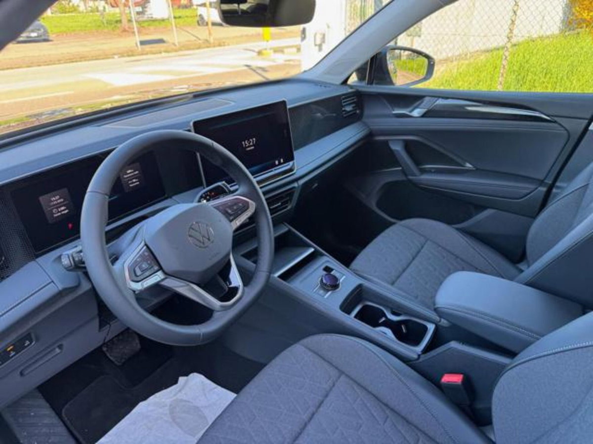 Volkswagen Tiguan 2.0 tdi Elegance 4motion 193cv dsg (5)