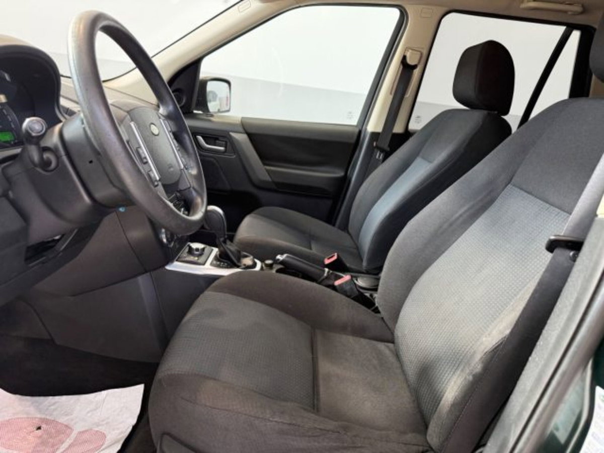 Land Rover Freelander 2.2 TD4 S.W. E (13)