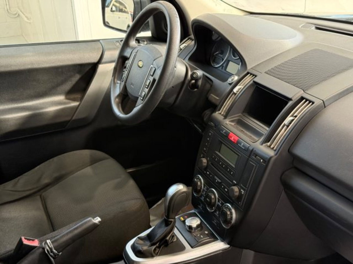 Land Rover Freelander 2.2 TD4 S.W. E (14)