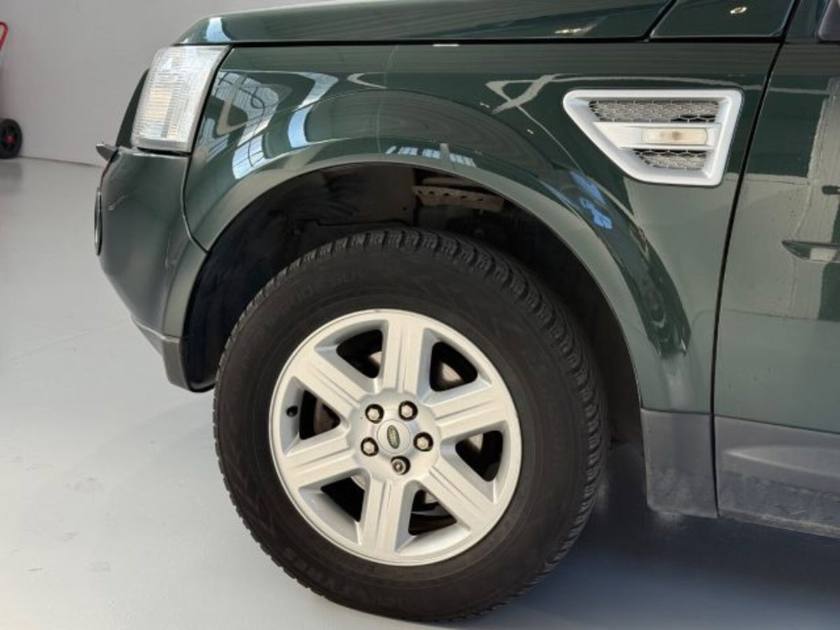 Land Rover Freelander 2.2 TD4 S.W. E (16)