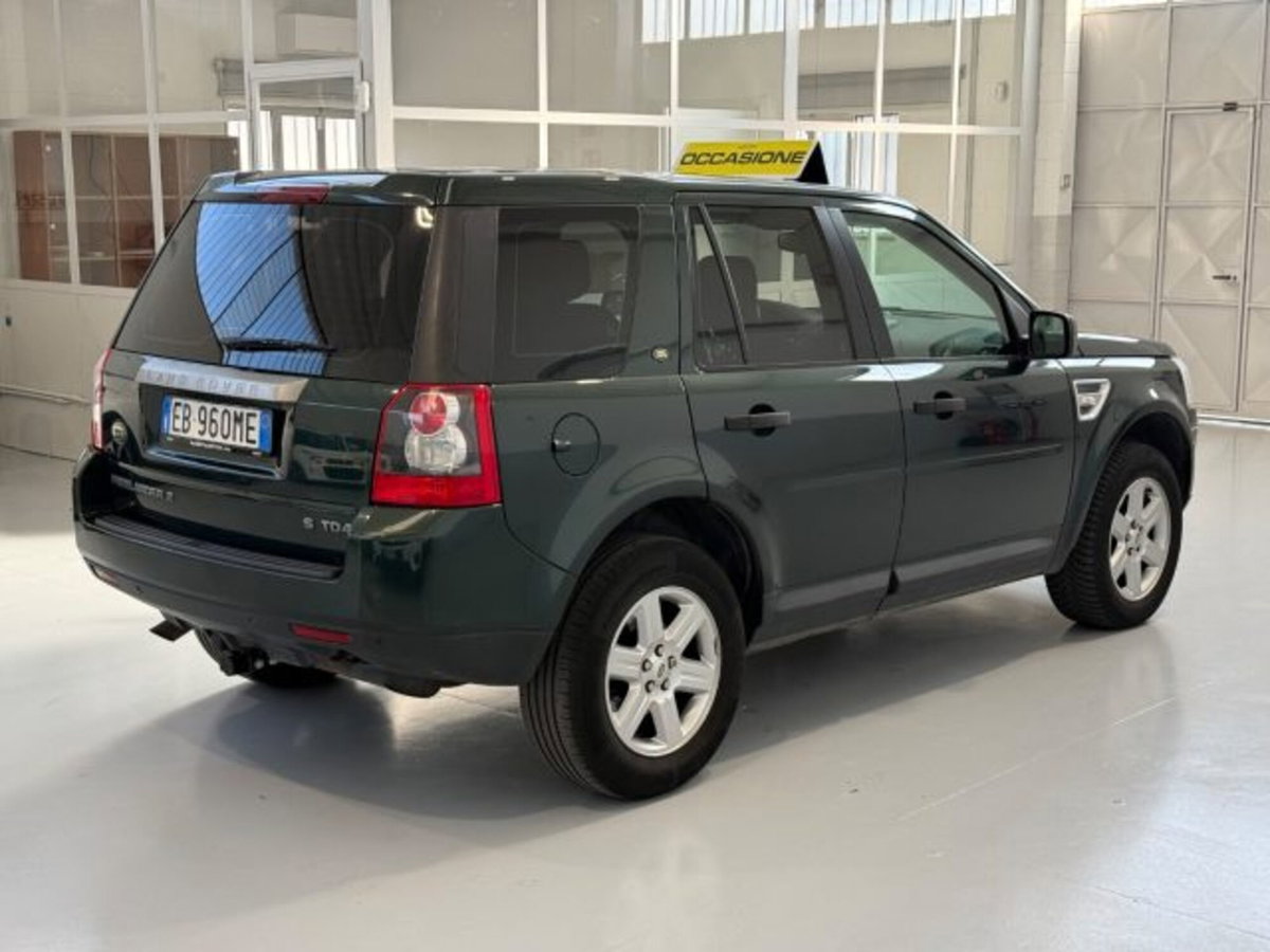 Land Rover Freelander 2.2 TD4 S.W. E (7)