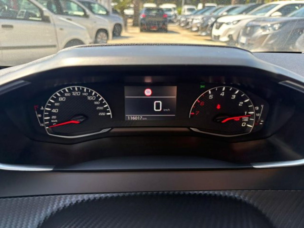 Peugeot 208 BlueHDi 100 Stop&Start 5 porte Allure Pack (10)