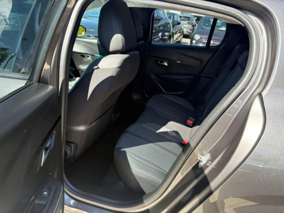 Peugeot 208 BlueHDi 100 Stop&Start 5 porte Allure Pack (7)
