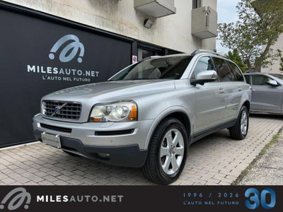 Volvo XC90 D5 AWD Geartronic Summum usata