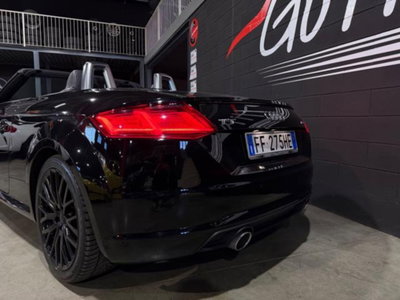 Audi TT Cabrio 2.0 TDI ultra (6)