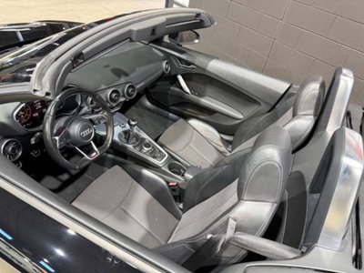 Audi TT Cabrio 2.0 TDI ultra (8)