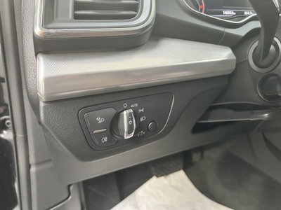 Audi Q5 35 TDI quattro S tronic Business Design (10)