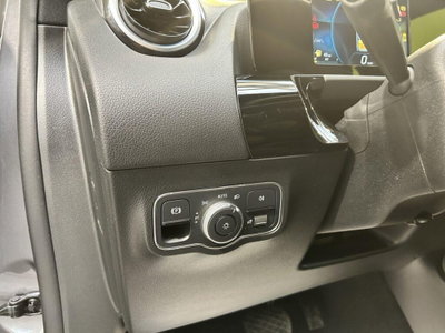 Mercedes-Benz GLA SUV 200 d Automatic Sport Plus (10)