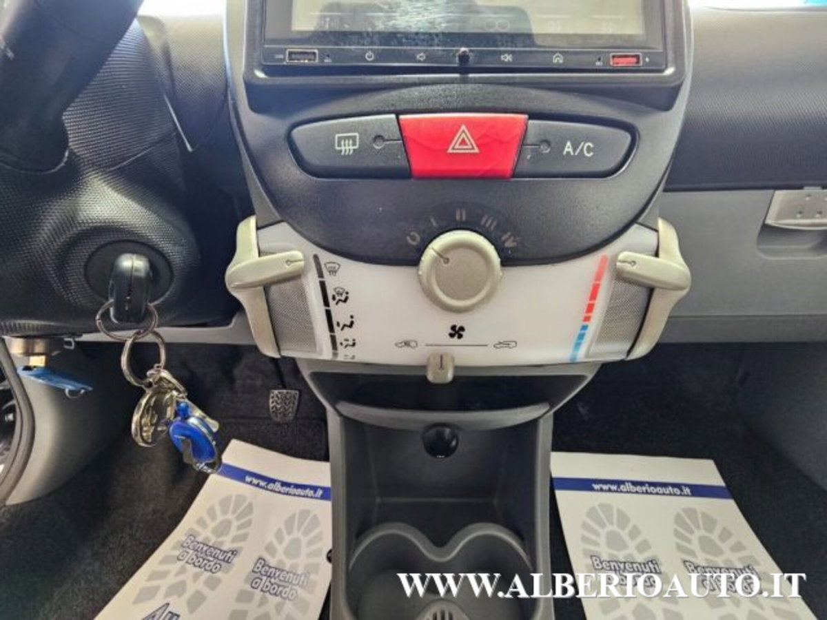 Peugeot 107 68CV 3p. Sweet Years 2Tronic (12)