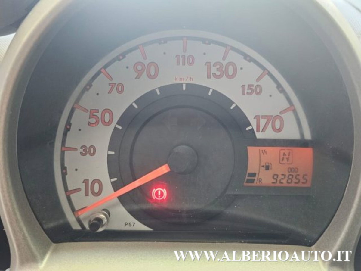 Peugeot 107 68CV 3p. Sweet Years 2Tronic (15)