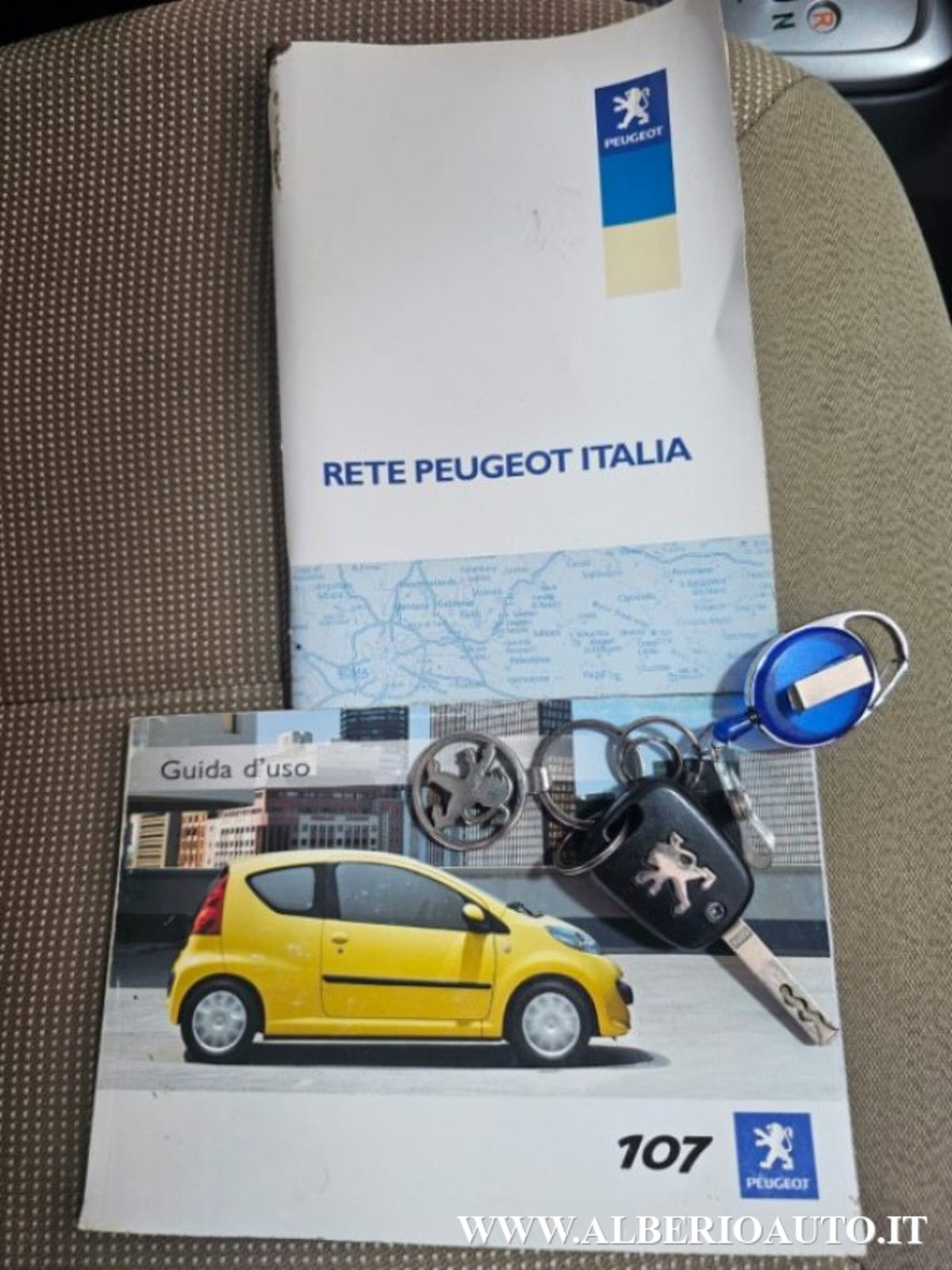 Peugeot 107 68CV 3p. Sweet Years 2Tronic (20)