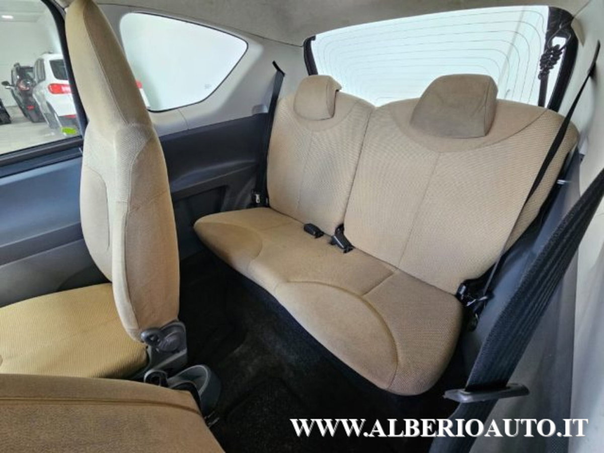 Peugeot 107 68CV 3p. Sweet Years 2Tronic (8)