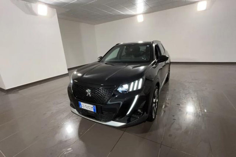 Peugeot 2008 motore elettrico 136 CV GT