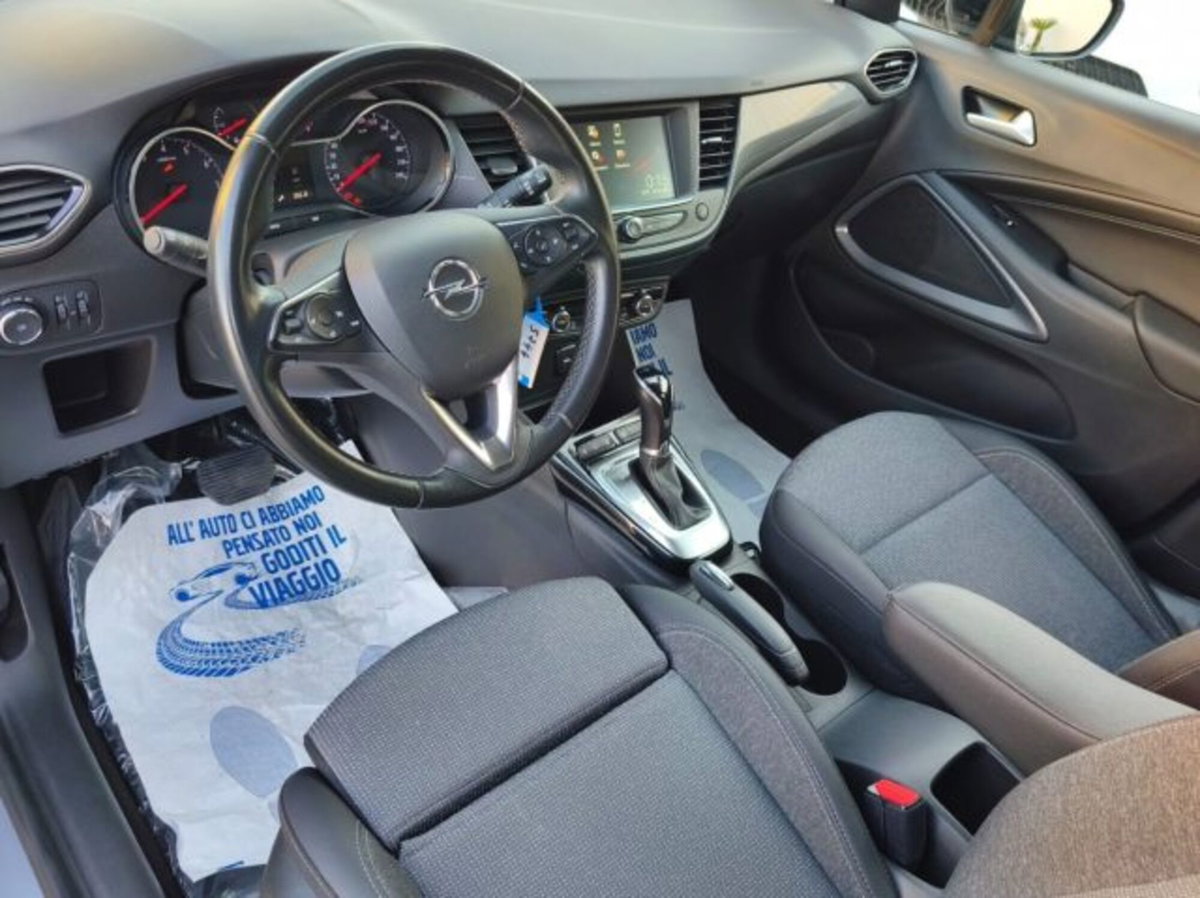 Opel Crossland 1.5 ECOTEC D 120 CV Start&Stop aut. Elegance (10)