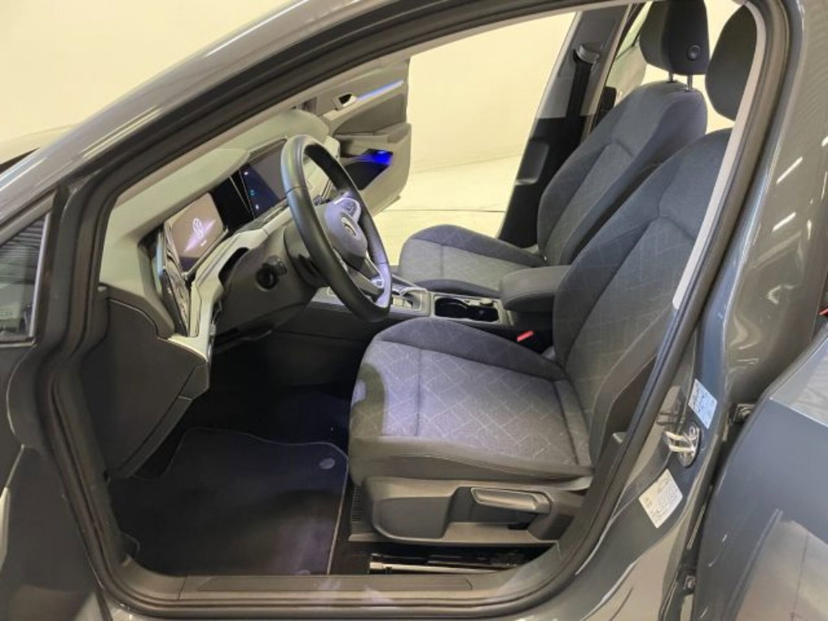 Volkswagen Golf Variant 1.0 eTSI EVO DSG Life (6)